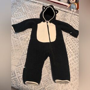 Columbia Kids Black and Cream Footie